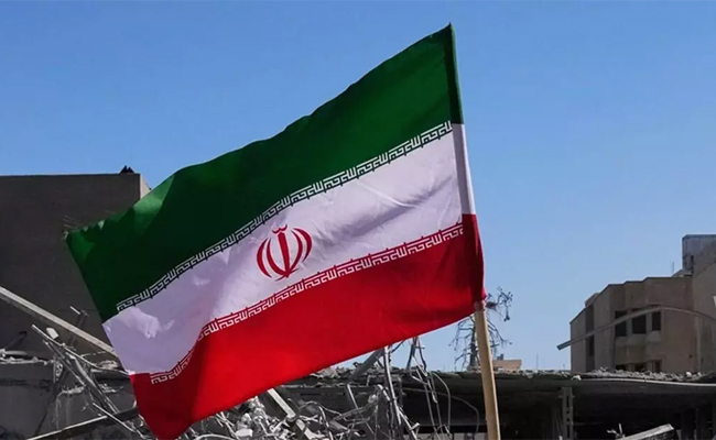 Iran says no response to US outreach for talks amid escalating conflict